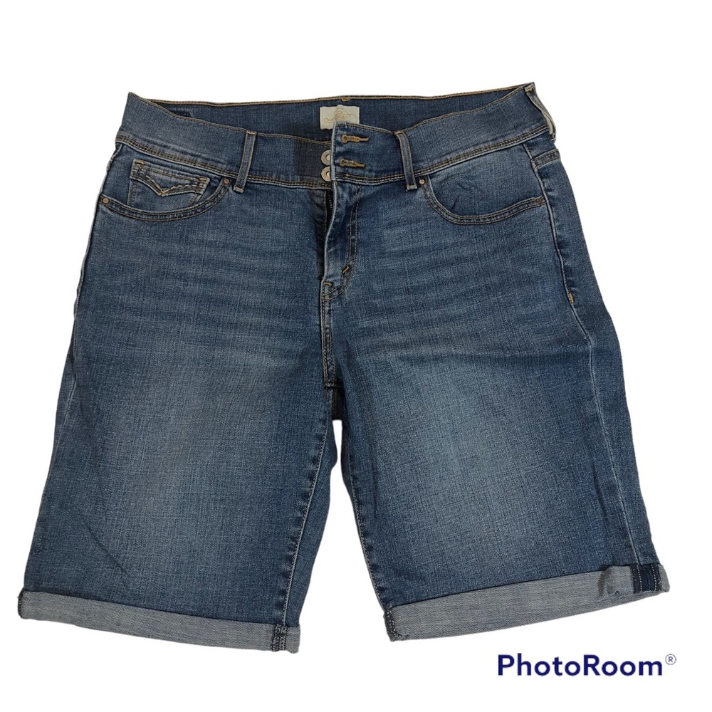 Levi’s Bermuda Denim Short 12 Medium Wash